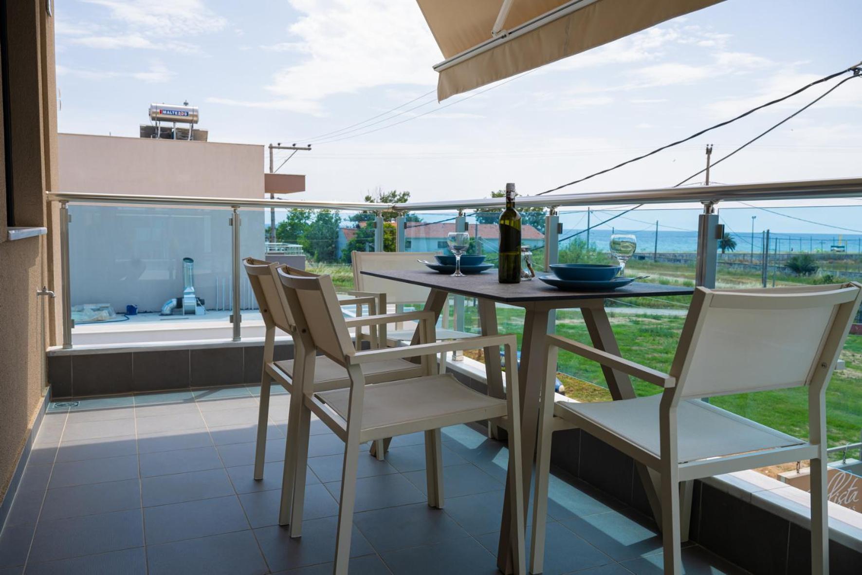 Callista Suites Flogita Exteriör bild