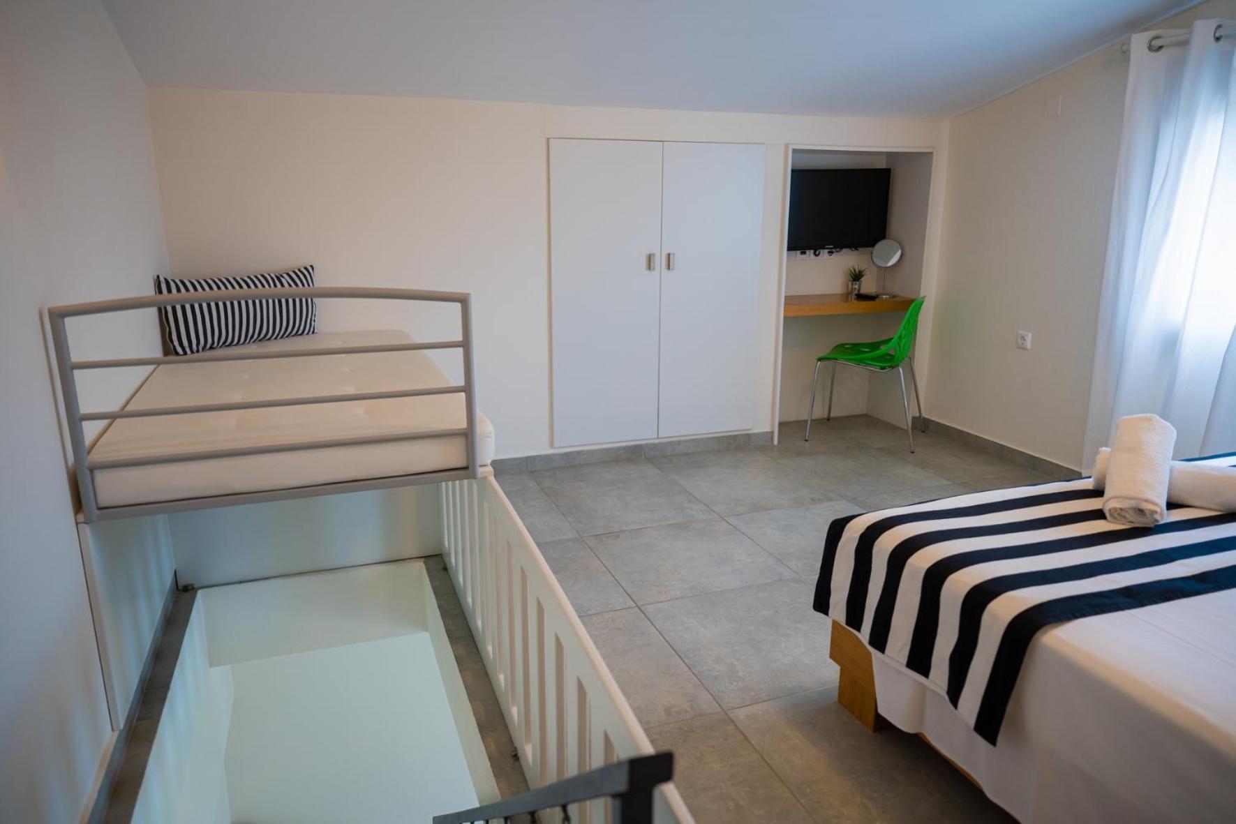 Callista Suites Flogita Exteriör bild