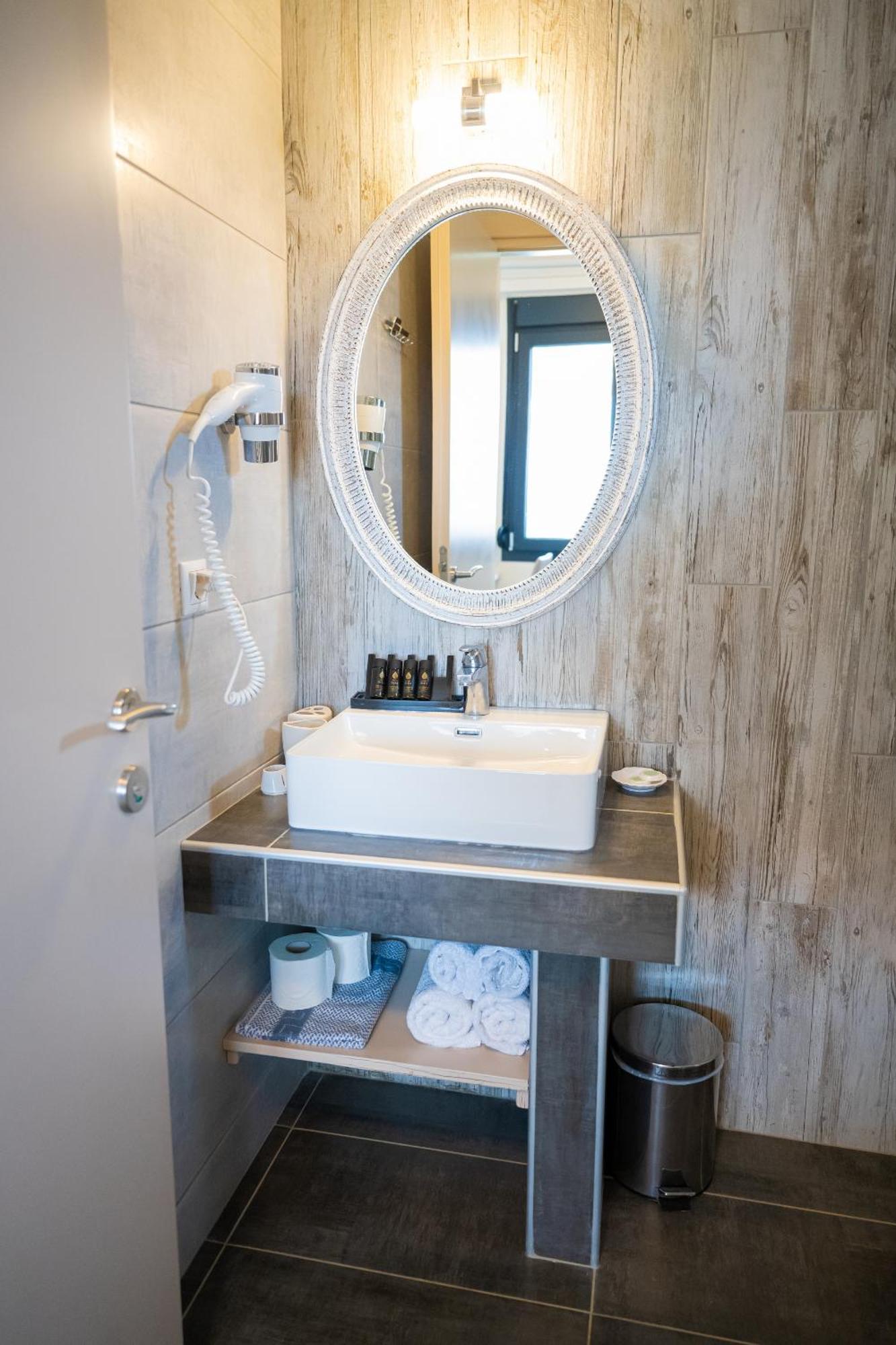 Callista Suites Flogita Exteriör bild