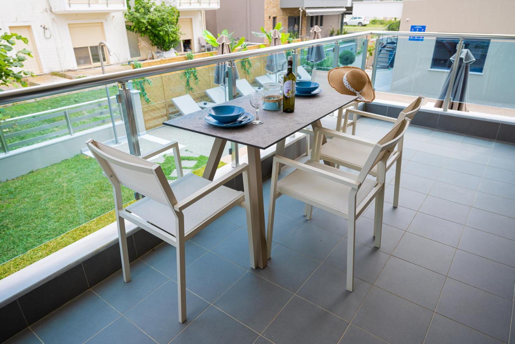 Callista Suites Flogita Exteriör bild
