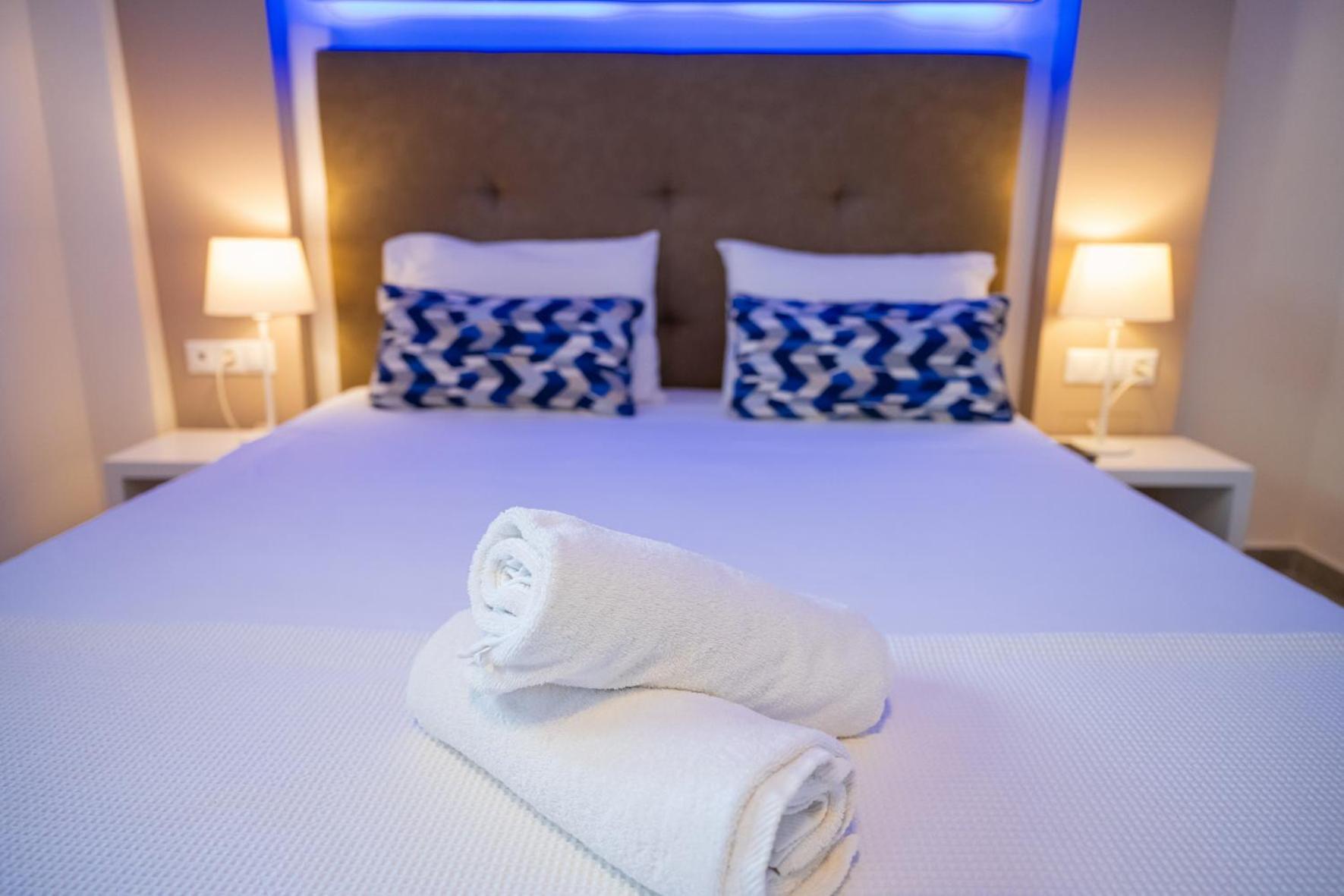 Callista Suites Flogita Exteriör bild